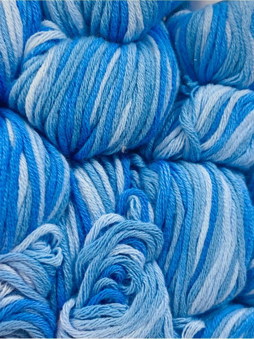 10 NEW (~500g total, ~50g ea.) 100% Cotton Variegated Hanks in Clear Skies